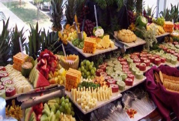 Catering Hizmeti Açık Büfe Süslemeler ve Sunum