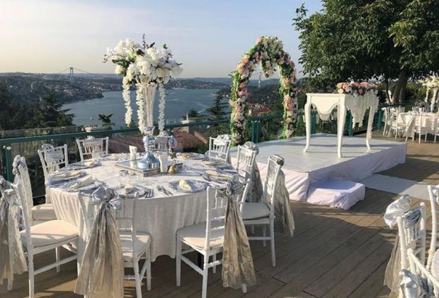 Düğün organizasyonu masa sandalye kiralama