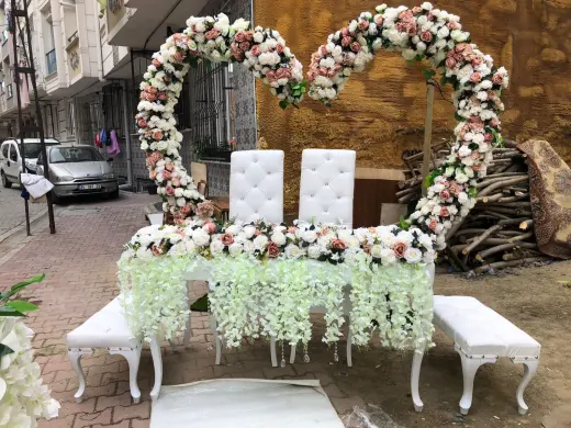 Nikâh Masası Kiralama | Arka Tag Çiçeği Kiralama  | Pleksi Nikah Kürsüsü Kiralama 